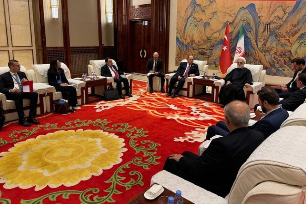 لقاء رئيس السلطة القضائية مع كبار المسؤولين القضائيين في تركيا وباكستان