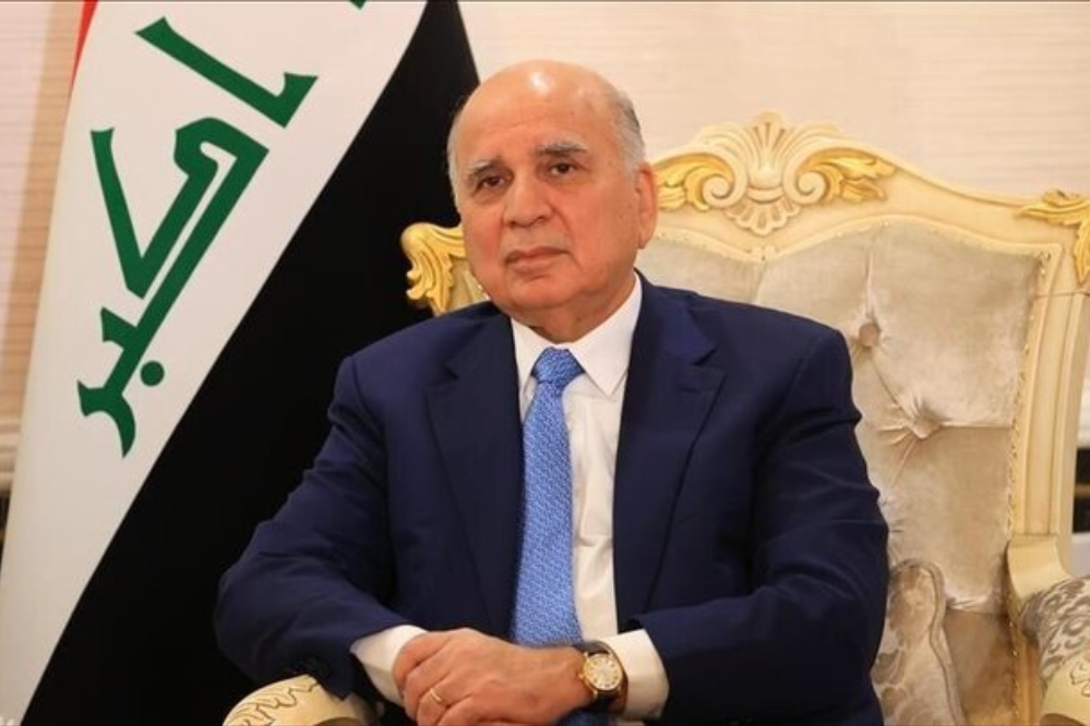 وزير الخارجية العراقي يدعم المفاوضات غير المباشرة بين طهران وواشنطن