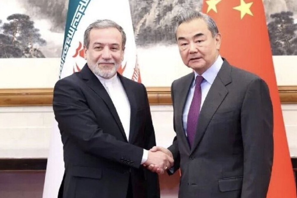 السفير الايراني: ايران والصين تعتبران السياسات المبنية على التنمر ضارة بالعلاقات الودية بين الدول