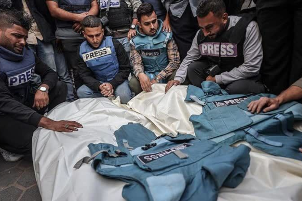 اعتداءات الاحتلال على الصحفيين في غزة يهدف إلى منع نشر الحقائق وانعكاس جرائمه عالمياً