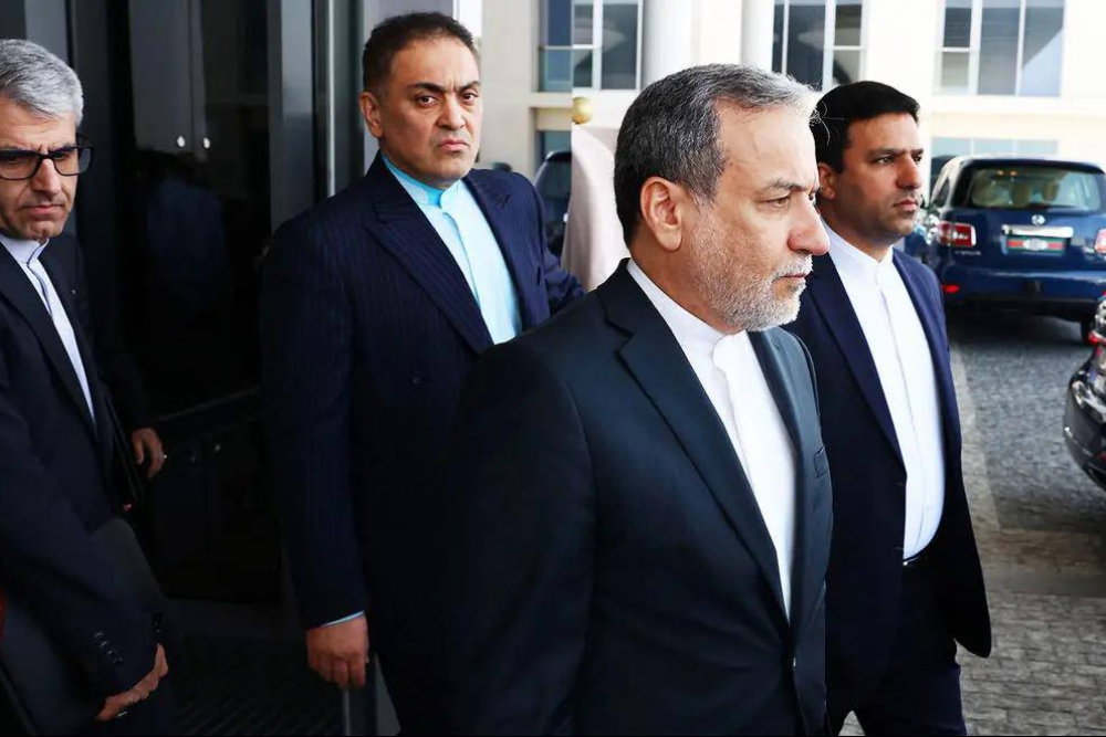 انتهاء الجولة الثالثة من المفاوضات غير المباشرة بين إيران وامريكا