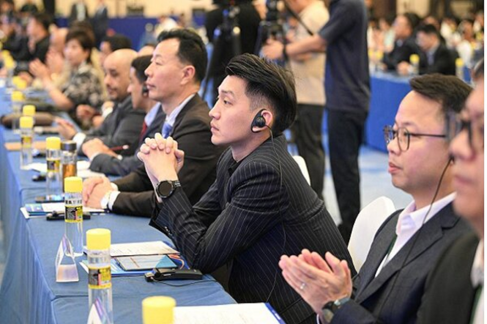 تأكيد صيني عربي على دفع التعاون في الطاقة الخضراء خلال مؤتمر رجال الأعمال الصينيين والعرب