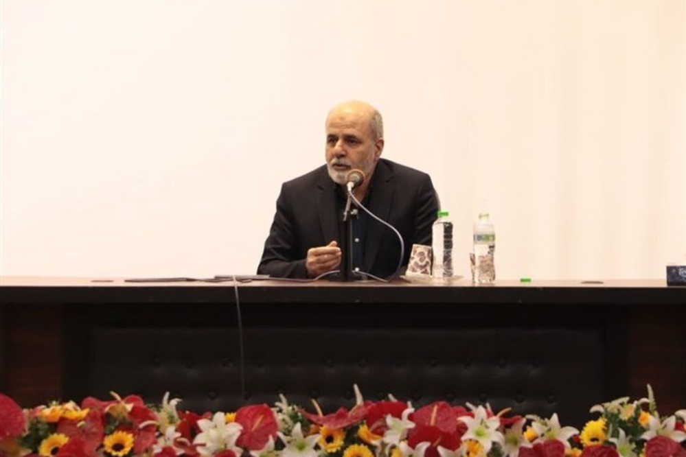 أحمديان: مهمة الحرس الثوري الإيراني هي تقوية إيران إلى جانب الشعب