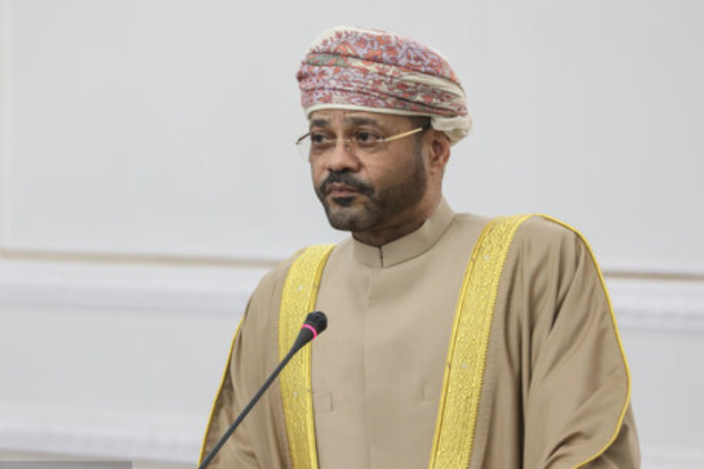 وزير الخارجية العماني: قتل الشعب الفلسطيني جريمة وظلم كبير