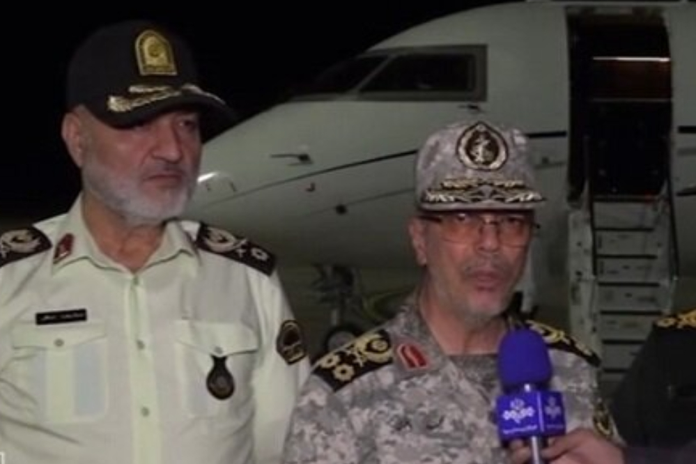 اللواء باقري: إغلاق الحدود البرية في شرق ايران يجري بجدية