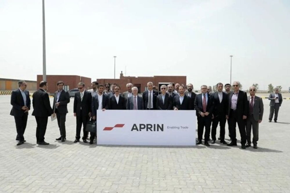 ايران تشهد لحظة تاريخية مع وصول أول قطار شحن مباشر من الصين إلى الميناء الجاف