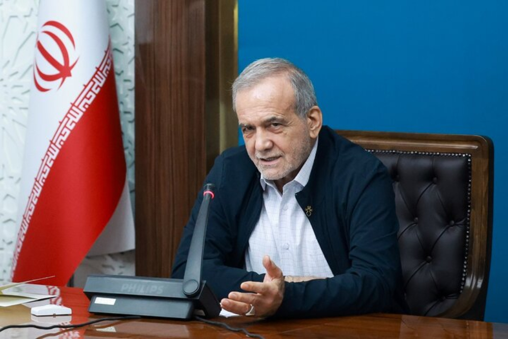 بزشكيان: لا نعقد الامل على امريكا لحل مشاكل البلاد