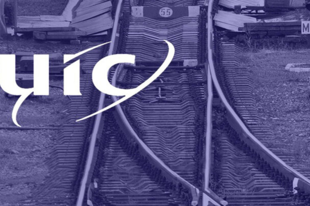 حضور ايران في القمة العالمية الثانية عشرة للسكك الحديدية عالية السرعة في بكين