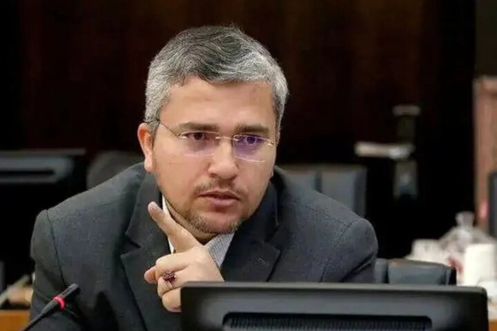 رضائي: الانسحاب من "ان بي تي" وزيادة مستوى التخصيب من بين ردود ايران على تفعيل آلية الزناد