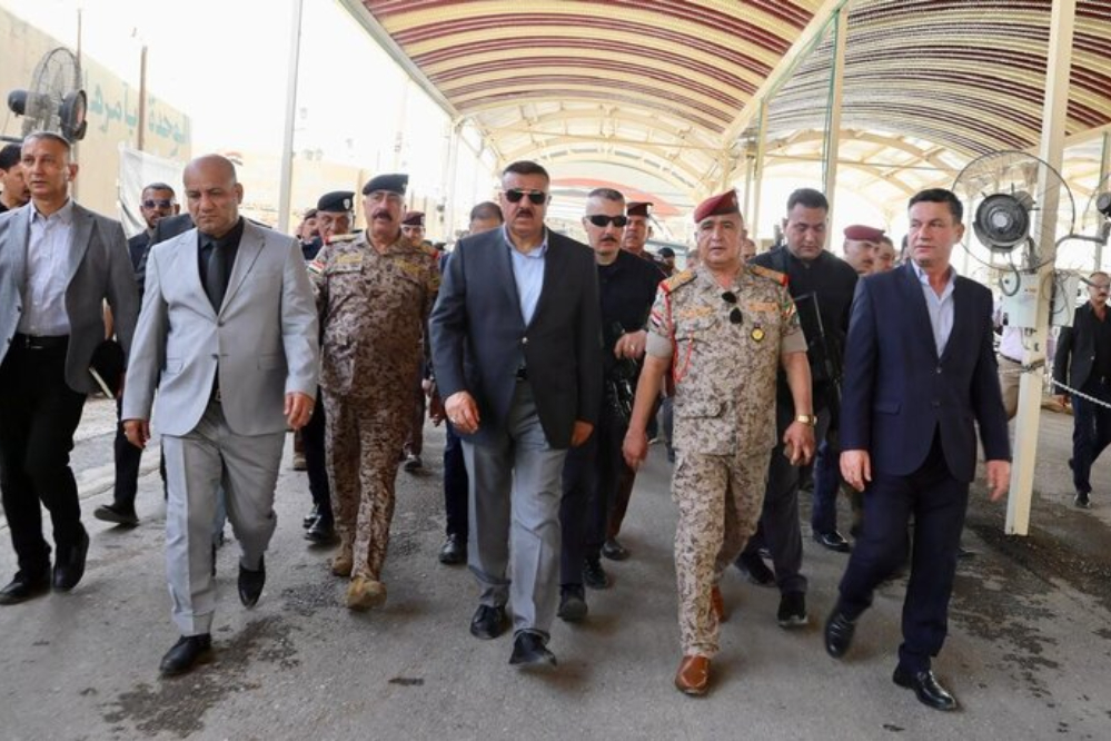 وزير الداخلية العراقي يزور منفذ المنذرية الحدودي للإطلاع على سير الاستعدادات لزيارة الأربعين