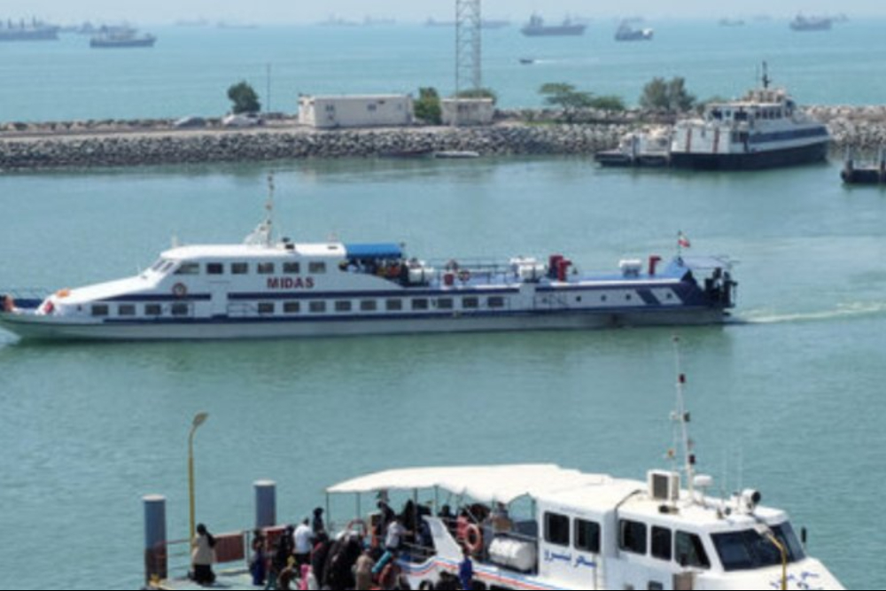 بدء نقل الزوار الايرانيين عن طريق الموانئ البحرية