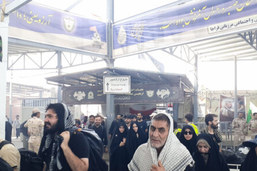 عبور اكثر من مليون و911 الف زائر من منفذ مهران للمشاركة في مراسم زيارة الاربعين
