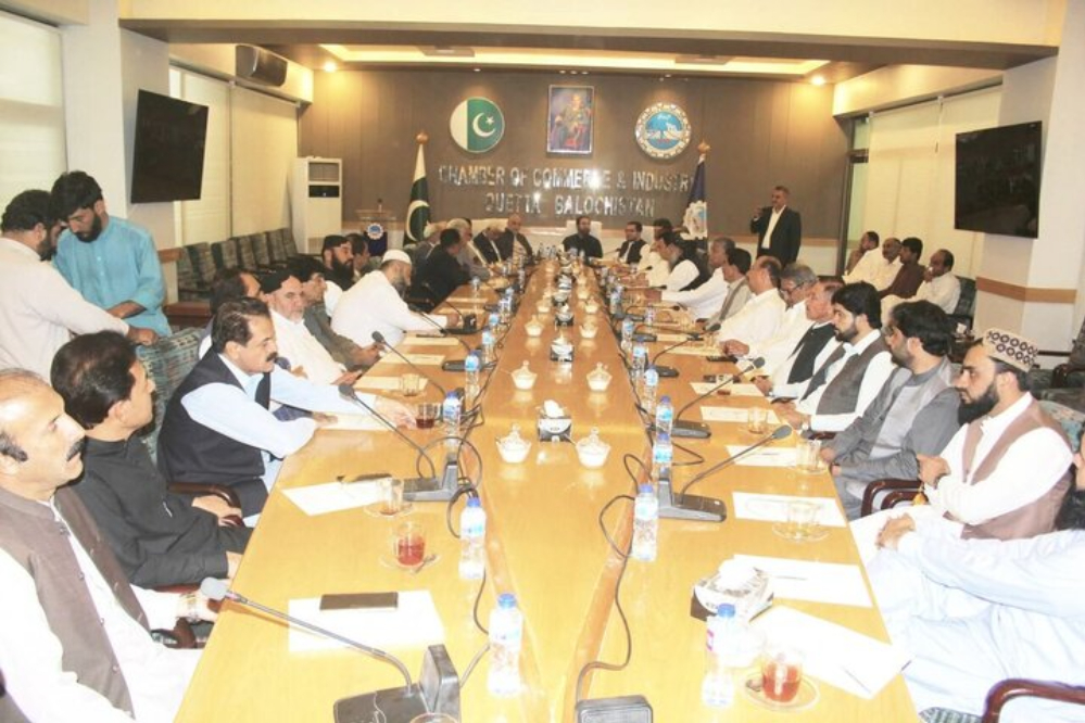 تعاون ايراني باكستاني للاستفادة من فرص الاستثمار بين البلدين