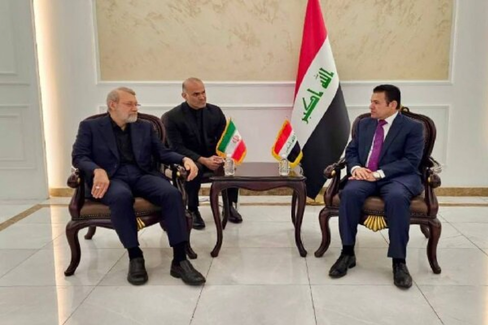 لاريجاني يصل بغداد ويلتقي مستشار الأمن القومي العراقي