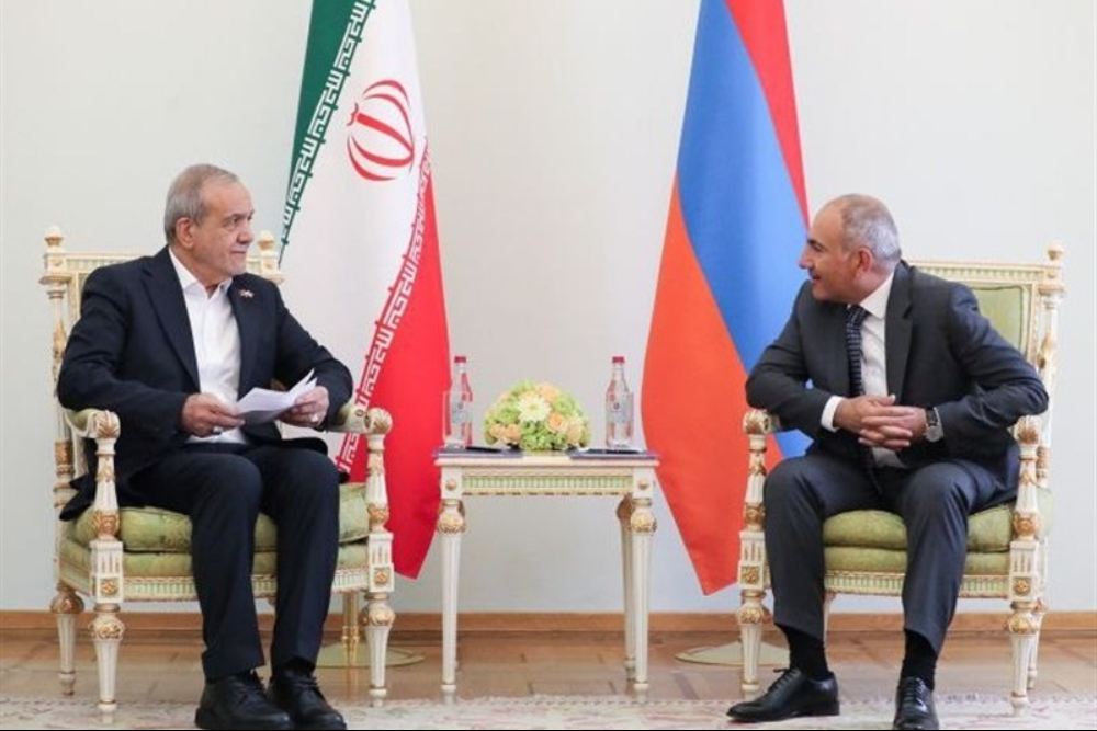 بزشكيان يؤكد على مراعاة ملاحظات إيران في التفاهم الثلاثي بين أرمينيا وجمهورية أذربيجان وأمريكا