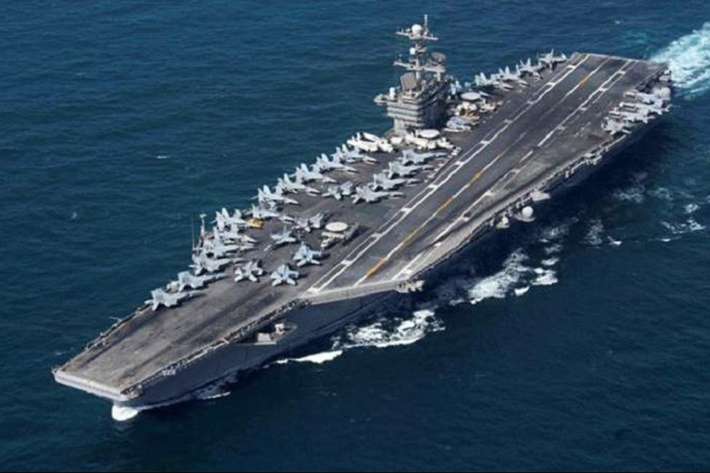 مجلة امريكية تعترف بعجز الأسطول الأمريكي في مواجهة القوات اليمنية