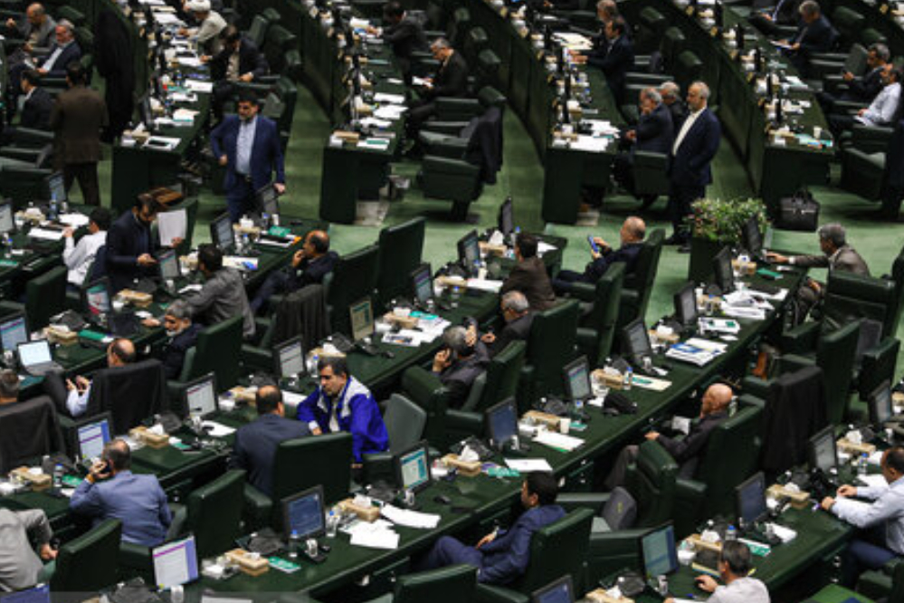 البرلمان الإيراني: إنشاء ممرات مفروضة لا يتوافق مع مصالح دول المنطقة