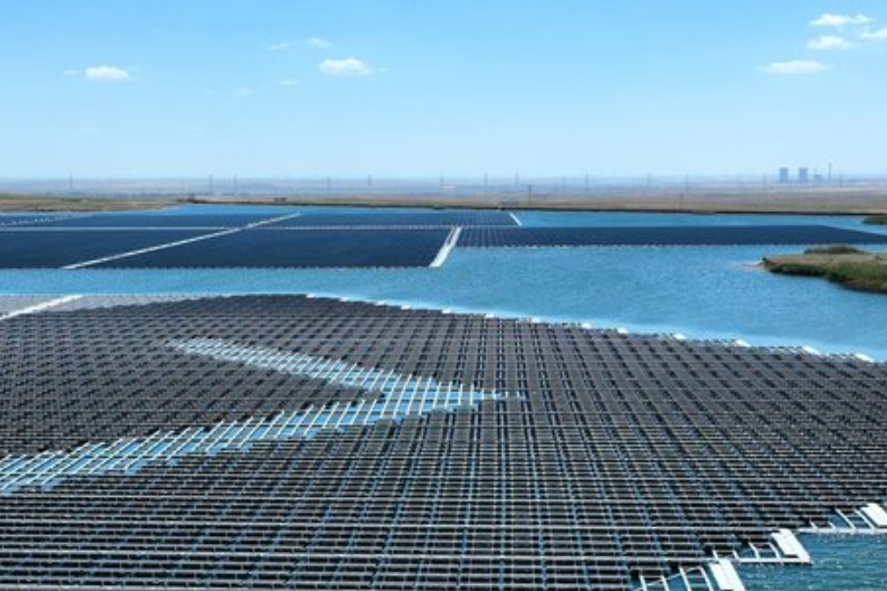 تحطم الرقم القياسي لإنتاج الطاقة الشمسية في ايران