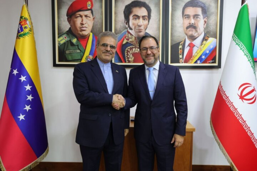 ايران ترسل رسالة تضامن لكاراكاس ضد التهديدات التي يتعرض لها السلام والامن في فنزويلا