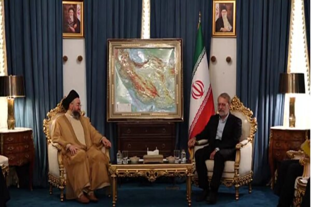 عمار الحكيم يلتقي لاريجاني في طهران