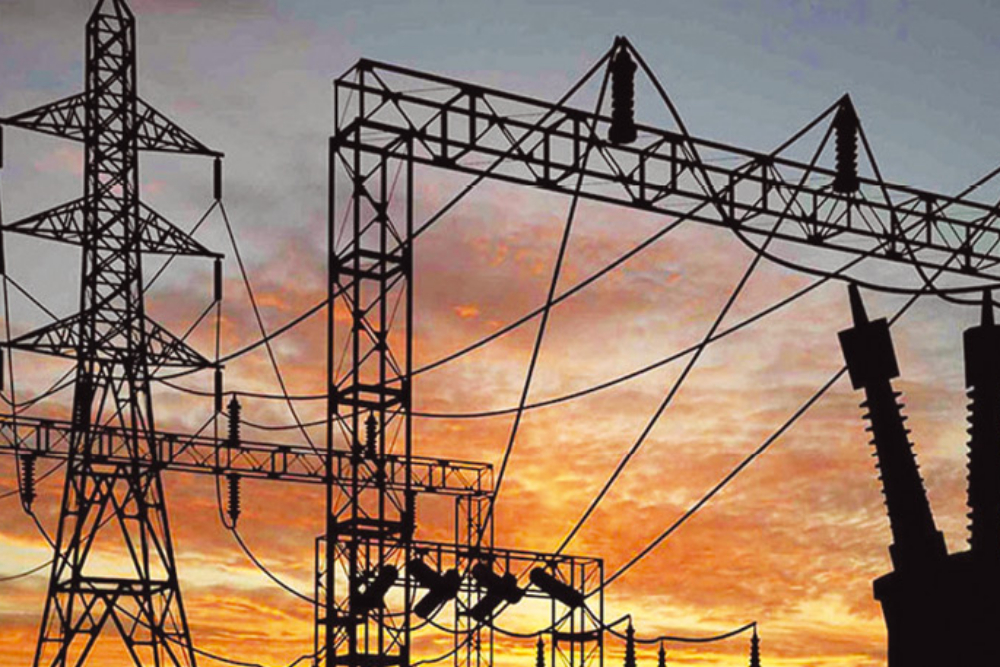 مباحثات إيرانية-تركمانية لتعزيز التعاون في قطاع الكهرباء