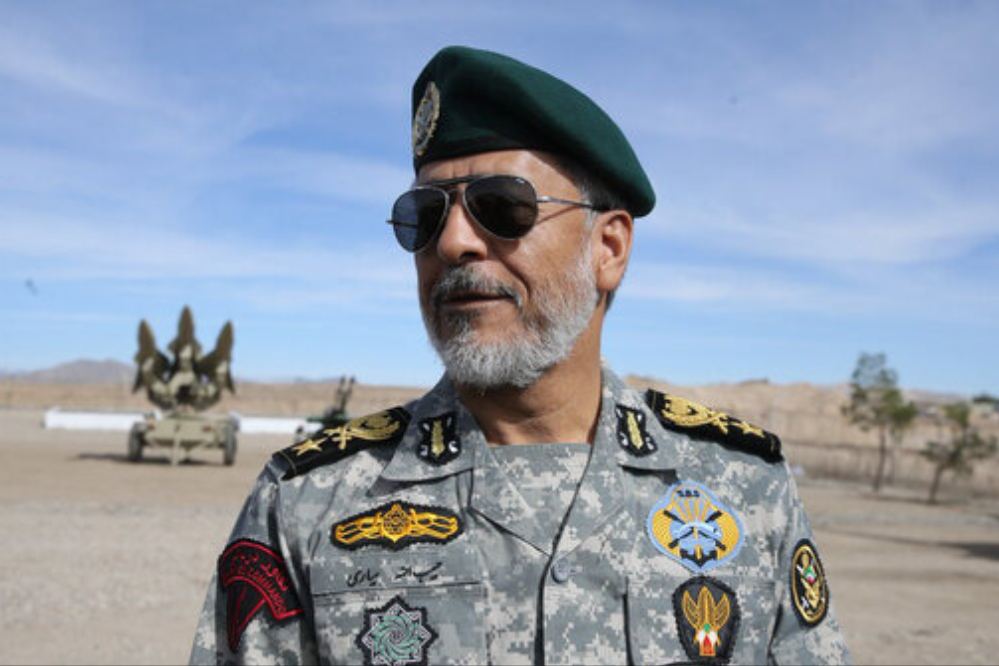 الأدميرال سياري: يجب الحفاظ على هيبة القوات المسلحة بكل قوتنا