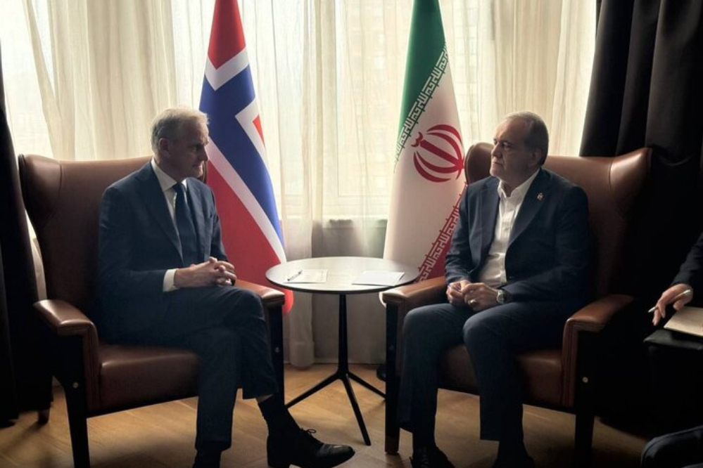 الرئيس الايراني: إذا تم تفعيل آلية الزناد فلن يكون للحوار أي معنى