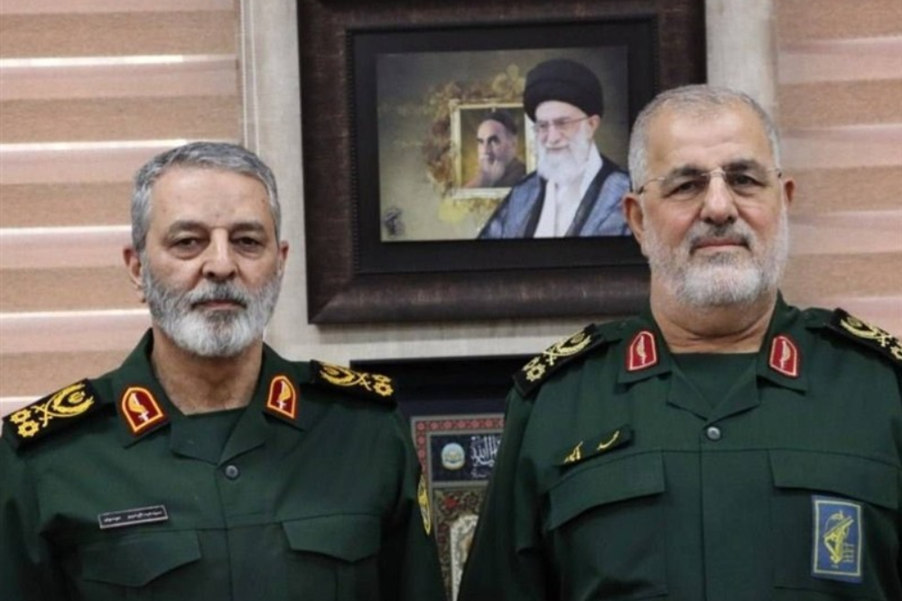 اللواء موسوي خلال لقائه قائد الحرس الثوري: القوات المسلحة جاهزة للتصدي لأي اعتداء محتمل