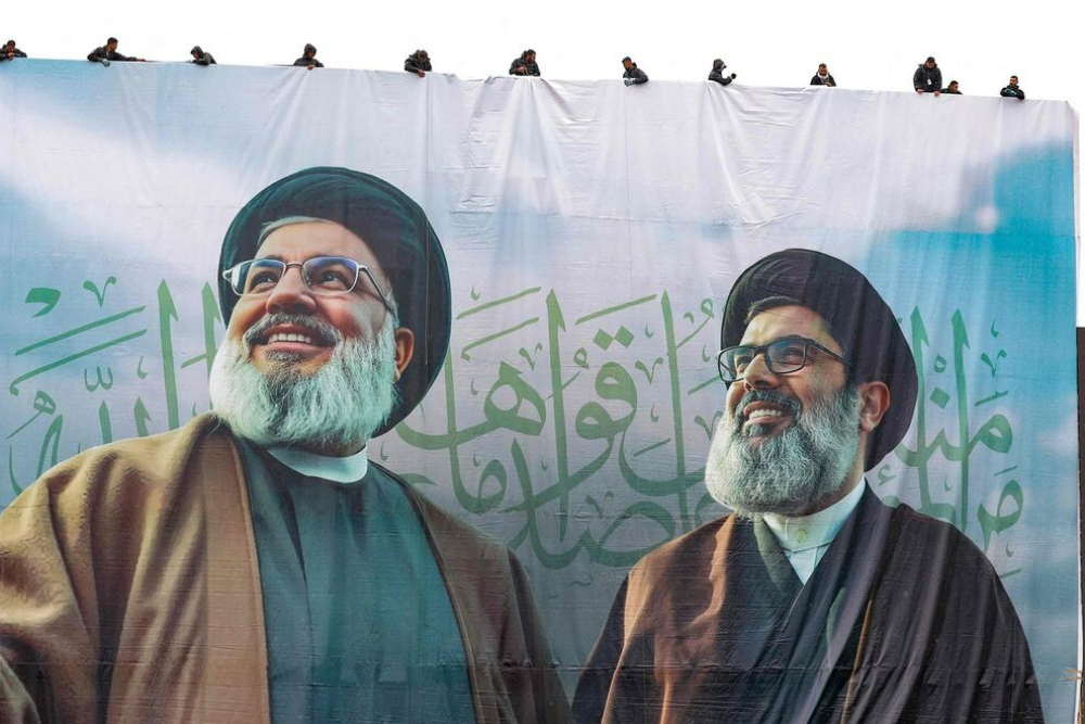 مراسم إحياء الذكرى السنوية الأولى لاستشهاد السيد حسن نصر الله في طهران