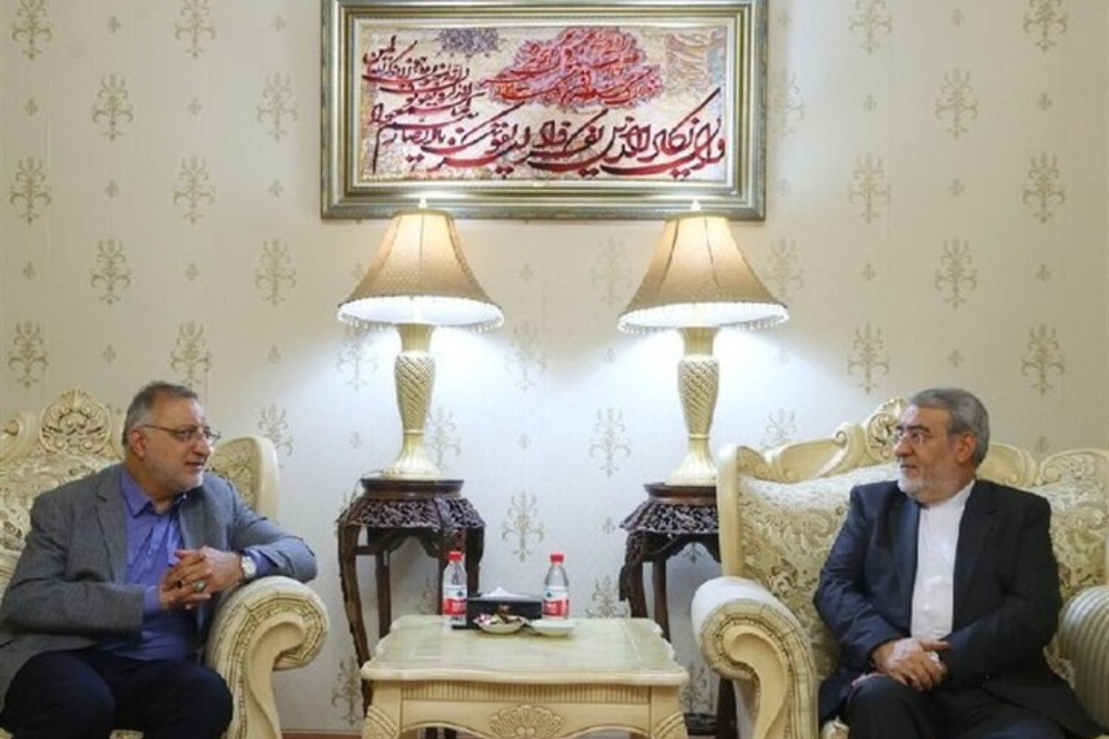 رئيس بلدية طهران يزور الصين