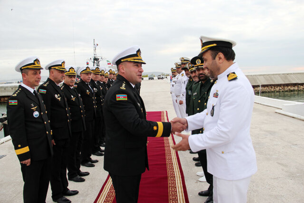 اختتام المناورات البحرية الإيرانية الأذربيجانية المشتركة