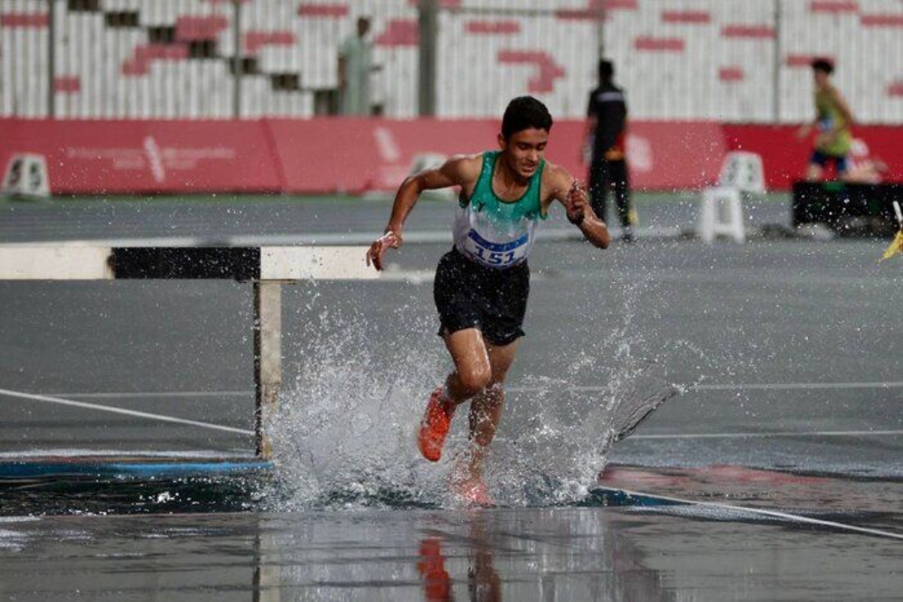 عداء إيراني يحرز الميدالية البرونزية بدورة الألعاب الآسيوية للشباب 2025 م