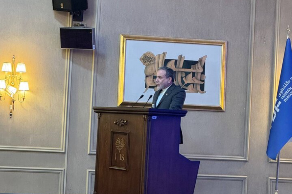 عراقجي: أميركا حولت عقيدة السلام إلى هيمنة قائمة على القوة وفي هذا الغاب يجب ان تكون قوياً