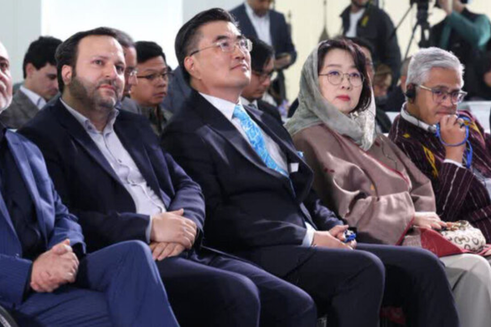 طريق الحرير رمزٌ للعلاقات التاريخية بين إيران وكوريا الجنوبية