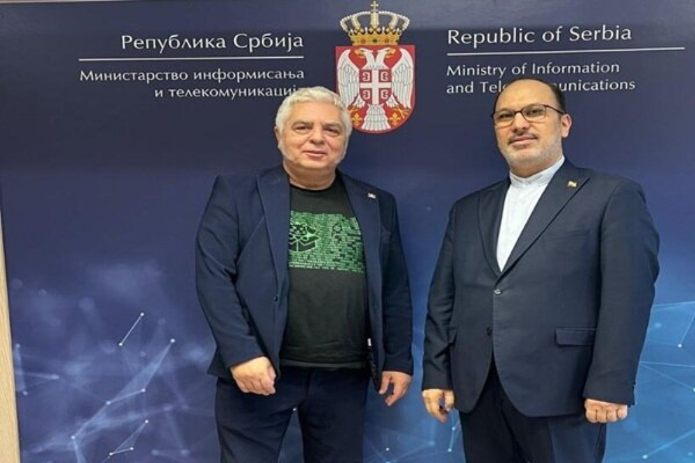السفير الإيراني في بلغراد يلتقي وزير تكنولوجيا المعلومات الصربي