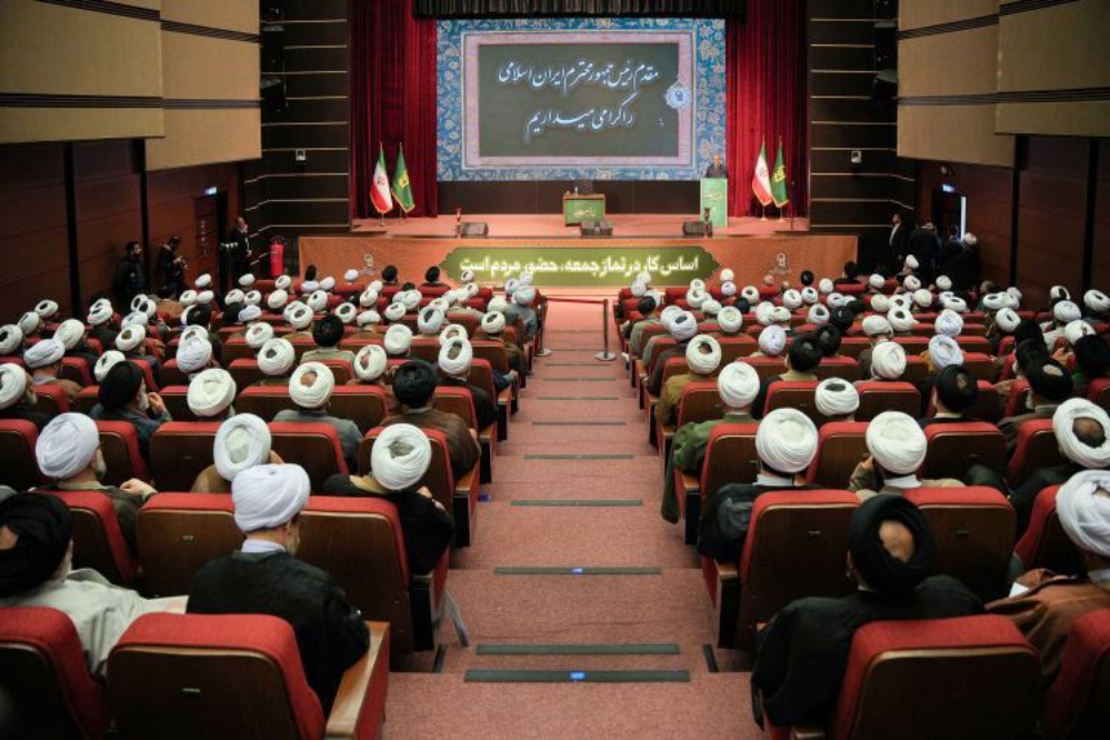 الرئيس بزشكيان: العدو يريد خلق شرخ بيننا وبين الدول الإسلامية في المنطقة