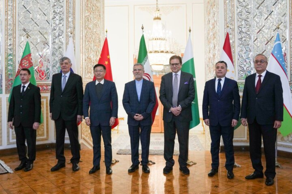 الخارجية الايرانية تعلن تفاصيل البنود المتفق عليها في اجتماع الممثلين الخاصين لدول جوار أفغانستان