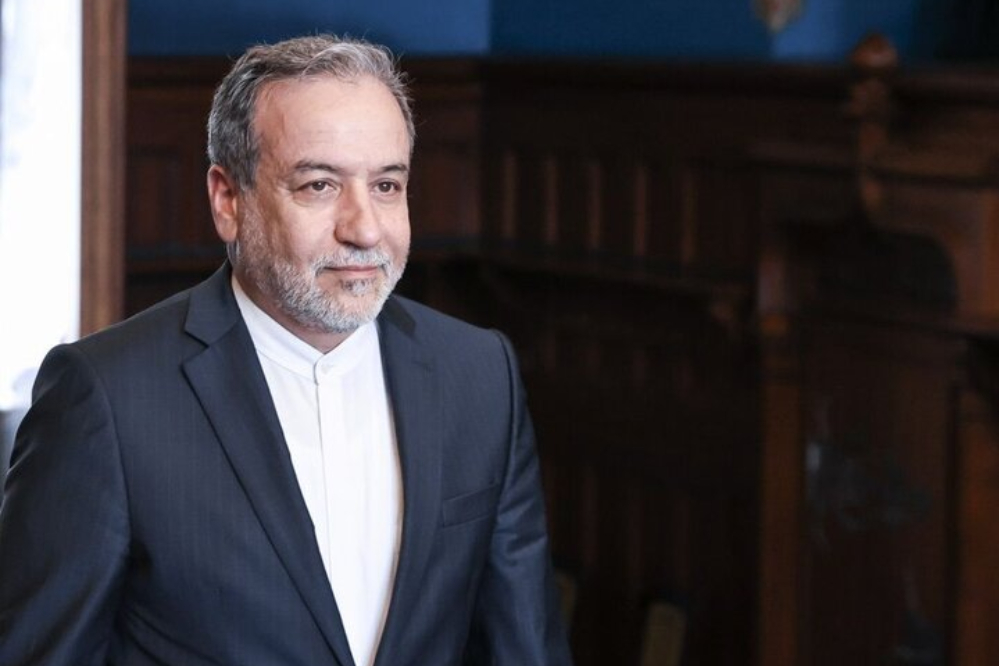 وزير الخارجية الايراني يصل إلى موسكو