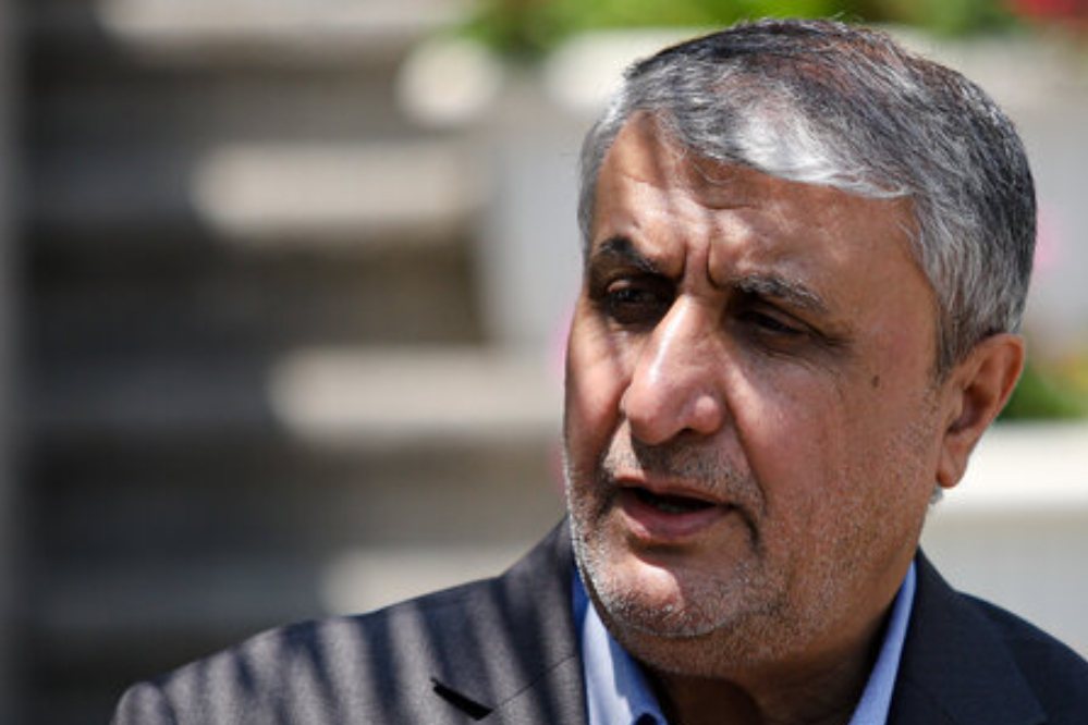 إسلامي: غروسي يلعب دوراً على أرض العدو