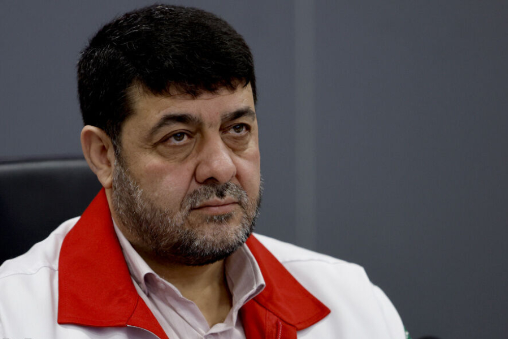رئيس جمعية الهلال الأحمر: إيران ليست دولة ضعيفة يمكن زعزعتها بجملة واحدة او خطاب واحد