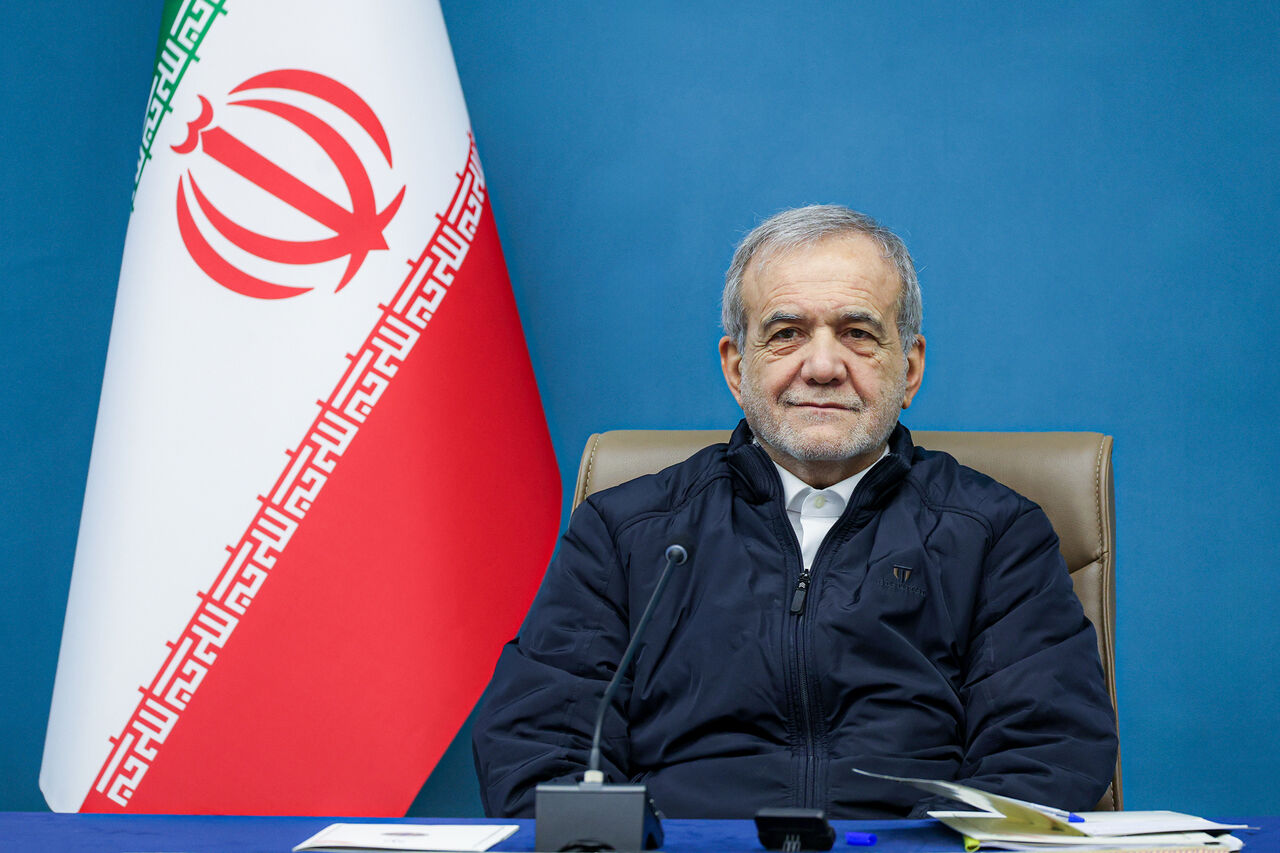 بزشكيان: منطقنا في الحقوق النووية منصوص عليه في اتفاقيه حظر الانتشار النووي