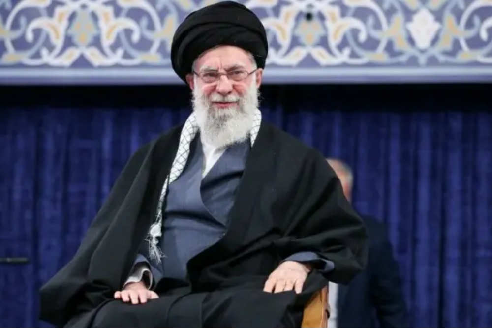 استُشهاد ولي أمر المؤمنين الإمام الخامنئي