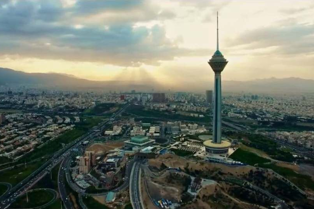 افتتاح أكبر محطة شحن للسيارات الكهربائية في طهران