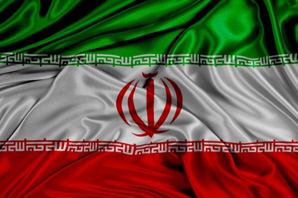 ايران تحذر: في حال وقوع أي عدوان عسكري، ستُعتبر القواعد الأمريكية في المنطقة "أهدافاً مشروعة".