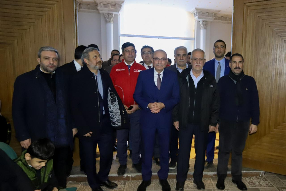 السفارة التركية بالقاهرة تقدم مساعدات لـ500 فلسطيني بمناسبة شهر رمضان