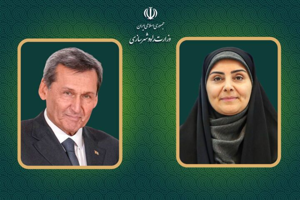 إيران وتركمانستان تناقشان قضايا النقل والتجارة والاقتصاد والطاقة