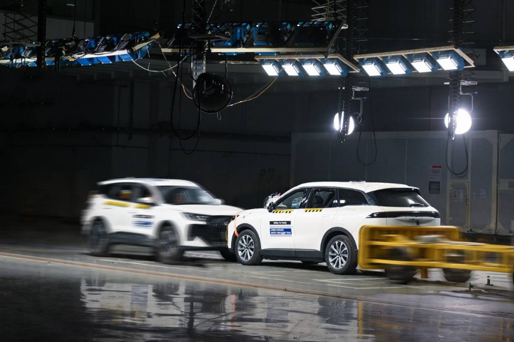 شيري تكشف عن مستقبل التنقل العائلي الذكي وتضع معايير جديدة للسلامة العالمية في معرض بكين 2026