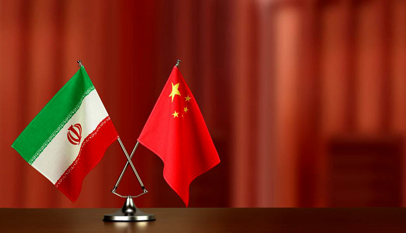 طهران وبكين تبحثان تطوير التعاون النفطي بينهما