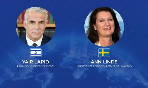 לפיד מכריז על חזרת יחסי ישראל ושבדיה ברמת שרי החוץ