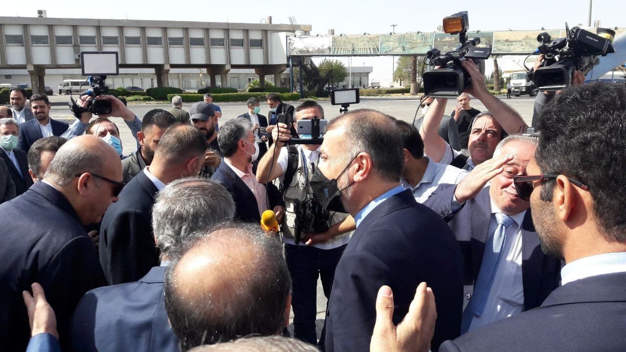 وزير الخارجية يصل إلى سوريا للقاء نظيره السوري